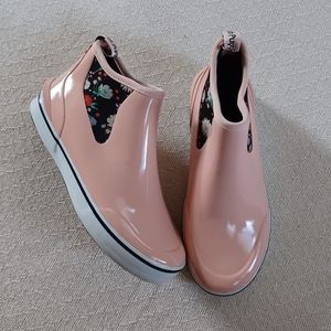 Hush Puppies ♡ floral slip on rain sneaker boots spring